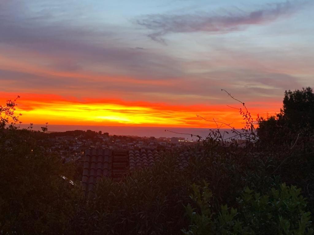 Precioso Apartamento Con Vista Al Mar Calafell Eksteriør billede